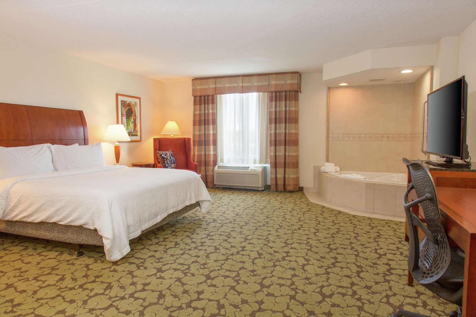 Hilton Garden Inn Myrtle Beach/Coastal Grand Mall Exterior photo
